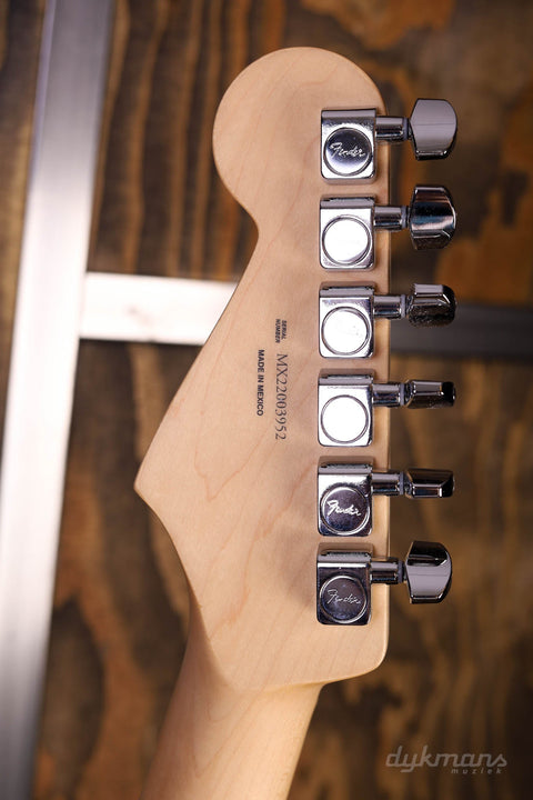 Fender Player Stratocaster 3-Tone Sunburst Maple PRE-OWNED!