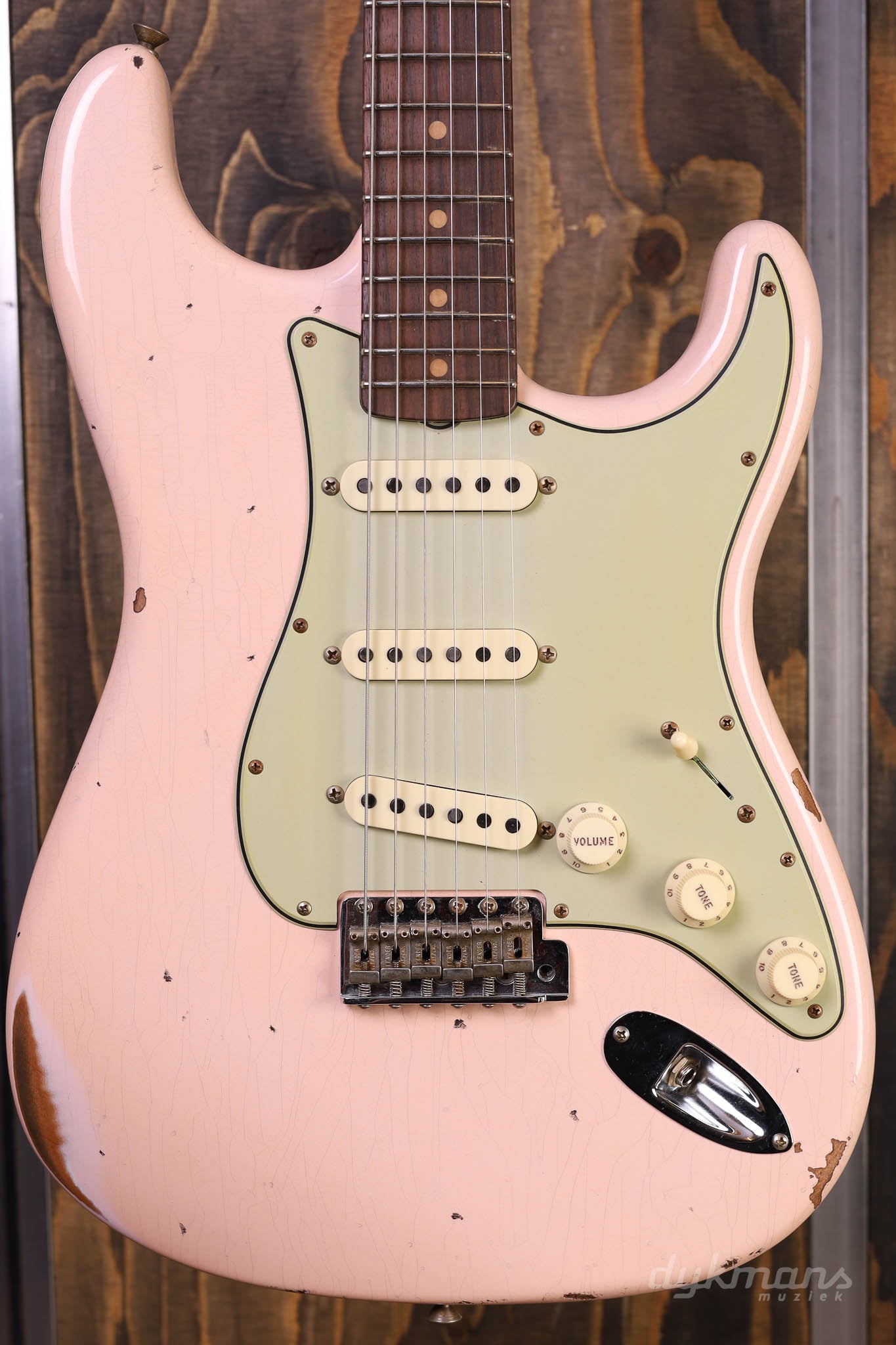 Fender shop shell pink