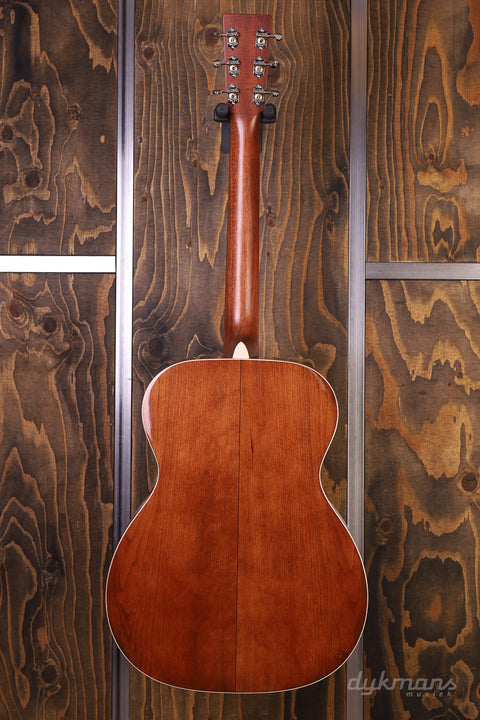 Martin Custom Shop Cherry Hill 000-14