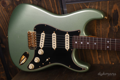 Fender Custom Shop Limited Edition 1965 Dual-Mag Stratocaster Journeyman Relic Aged Sage Green