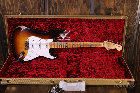 Fender Custom Shop Limited 70th Anniversary '54 Strat Relic Wide-Fade 2-Color Sunburst