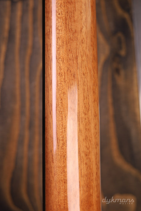 Alhambra 6 Olive Exotic Wood/ Spruce