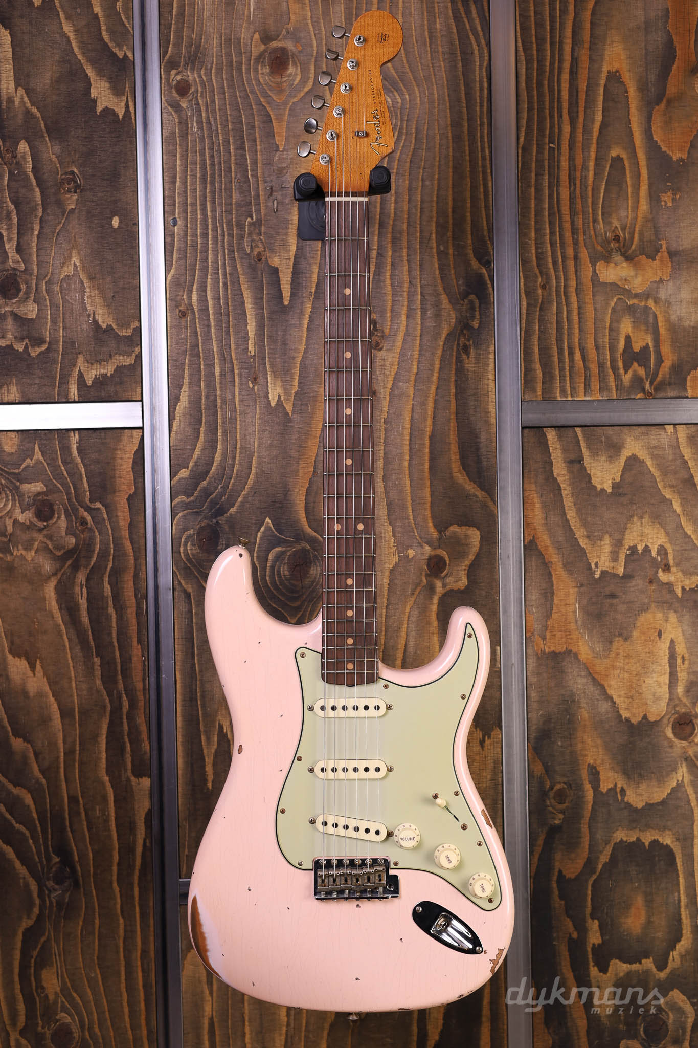 Fender shop shell pink