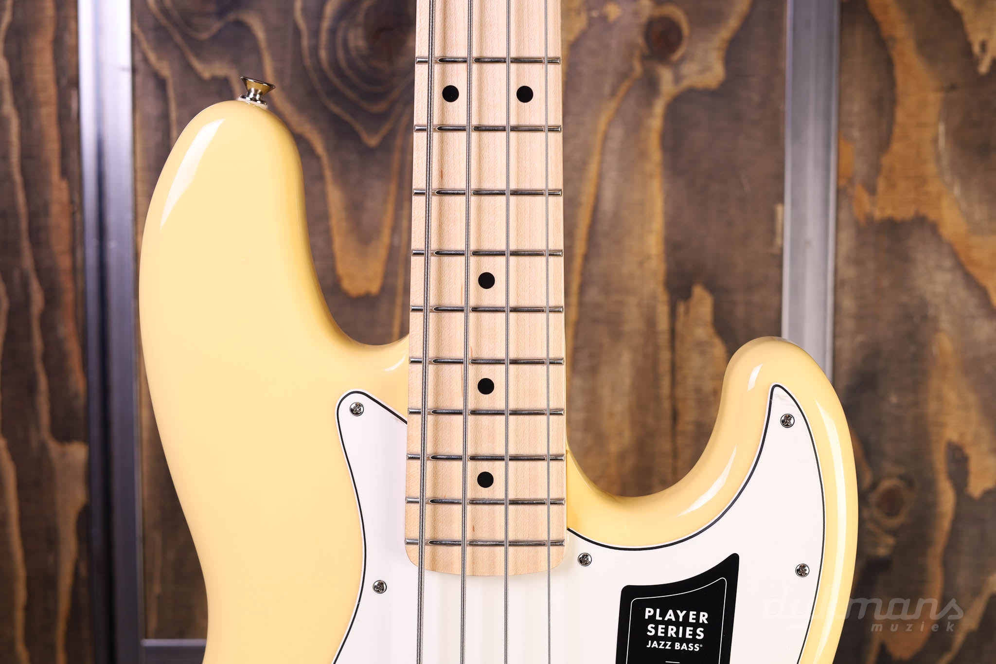 Fender deals j bass