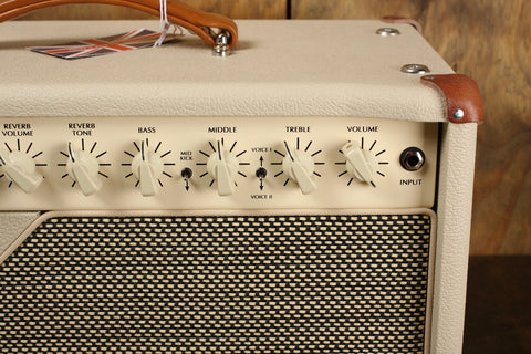 Victory Amps V40 Deluxe Head