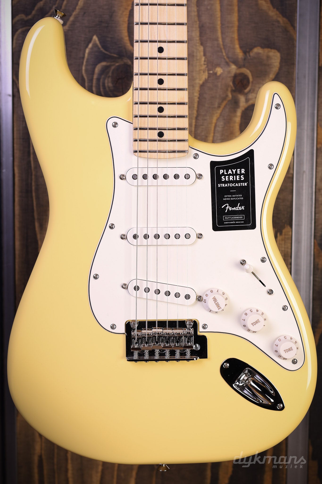 Buttercream stratocaster shop