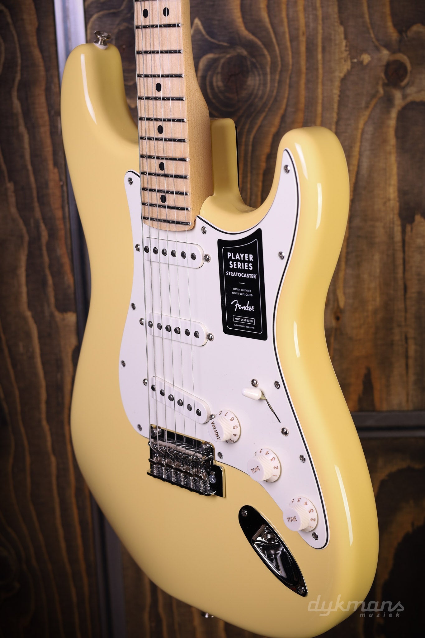 Buttercream stratocaster shop