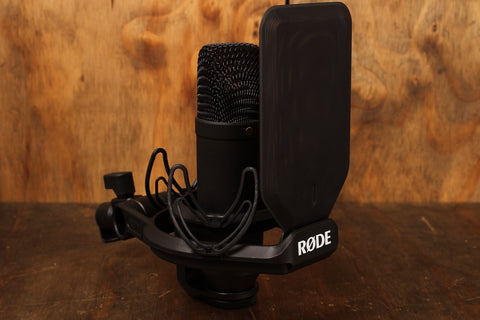 Rode NT1 & AI-1 Complete Studio Kit with Audio Interface