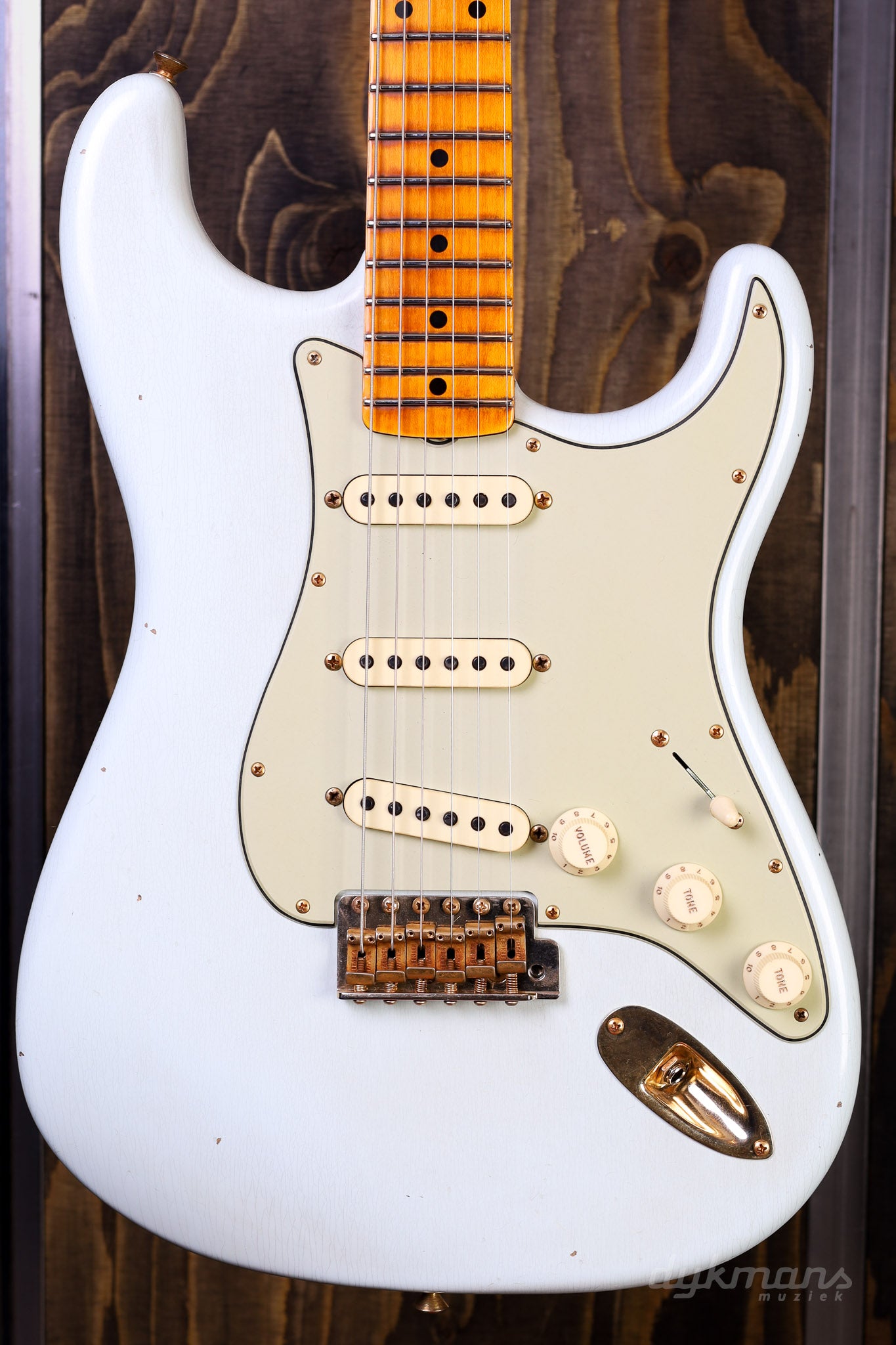 Stratocaster　Shop　F　Dijkmans　Journeyman　Limited　'62　Edition　–　Relic　Muziek　Fender　Custom